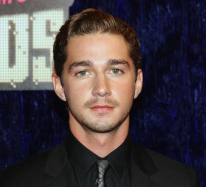 Shia LaBeouf in short hairstyle with wavy side bang.jpg
