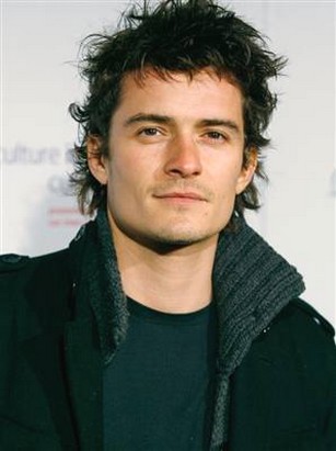 Orlando Bloom with cool hairstyle.jpg
