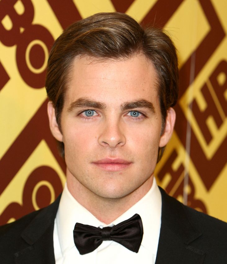 image of fashion actor Chris Pine with cute hairstyle.JPG
