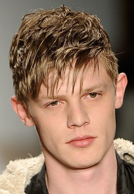 men short hairstyle. Young men short hairstyle with long layered bangs.PNG