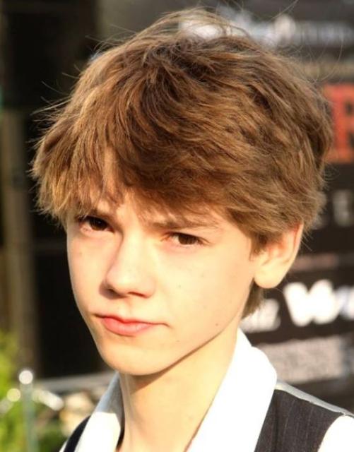 Wavy layered tennager boys hairstyles with long layered.JPG