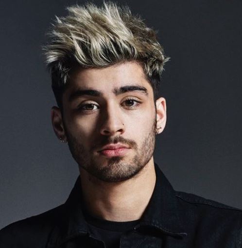 Zayn Malik 2016 picture with his cool spiky haircut and bright blonde higlights.JPG

