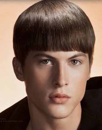 Chic mans short hairstyle with long straight bang
