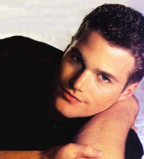 Chris Odonnell with Very Short Hair Style, brunette

