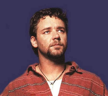 Russell Crowe with Short Hair Style
