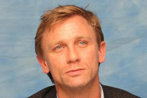 Daniel Craig with short medium hairstyle
