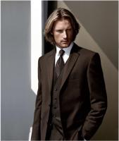 Long Tuxedo hairstyle with long side bangs.jpg