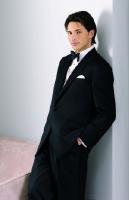 Medium tuxedo hairstyle.jpg
