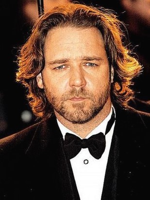 Russell Crowe wavy long hairstyle.jpg