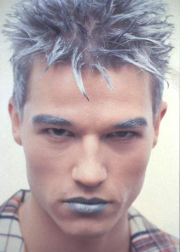 Spiky Men's Short Hair Style in grey with a punkish style
