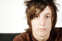 men short emo hairstyle.jpg