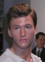 Fashion and trendy Men's Short Hair Style