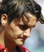 Roger Federer pictures with short curly hair with side wavy bangs.jpg