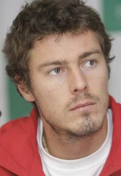 Marat Safin short wavy and messy hair