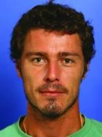 Marat Safin with short wavy hair