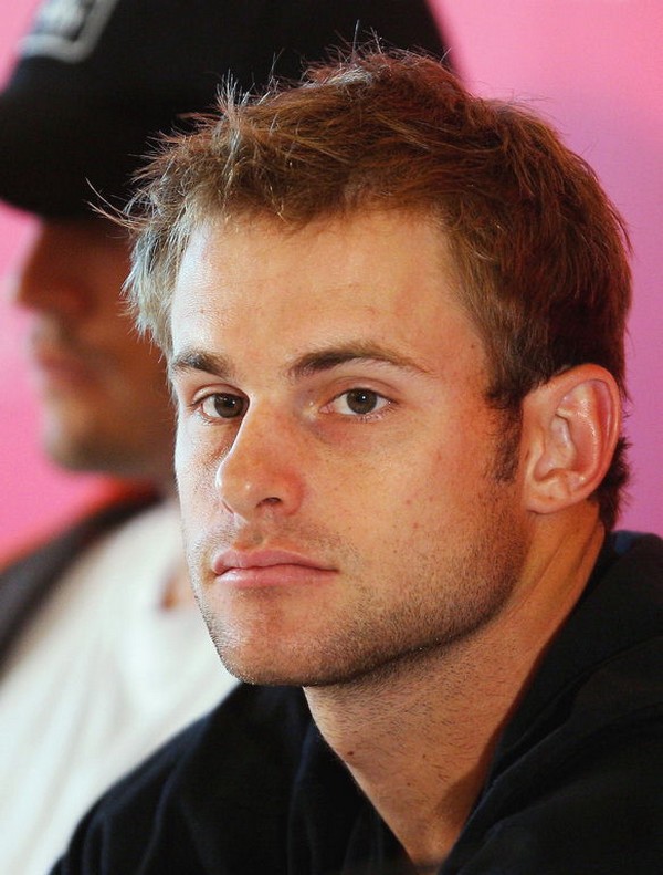 Andy Roddick with messy short hairstyle.jpg
