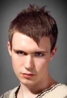 men trendy short hairstyle.jpg