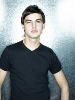 men hairstyle with a modern twist.jpg