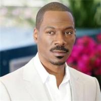 Eddie Murphy with very short hairstyle.jpg