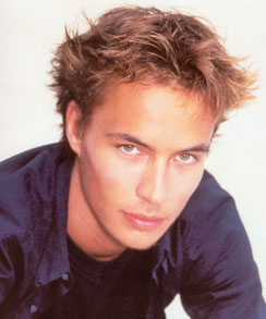 Man hair cut style picture - Wavy Hair Style, blonde