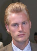 Men's Short Haircut with fasion style blonde hair