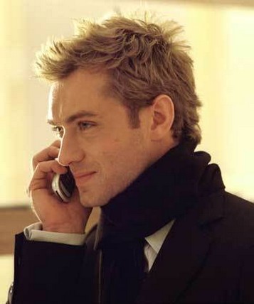 Jude Law with medium short spiky hairstyle.jpg
