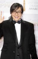 Korean actor Bae Yong Joon photo.jpg
