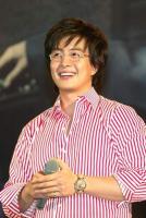 Korean singer Bae Yong Joon picture.jpg