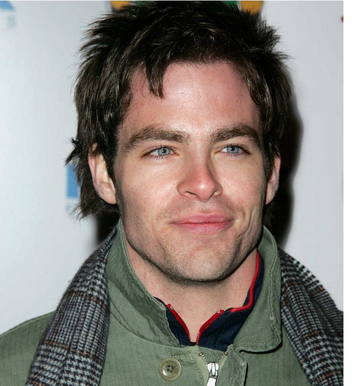 photo of hot sexy actor Chris Pine with spiky hairstyle.JPG
