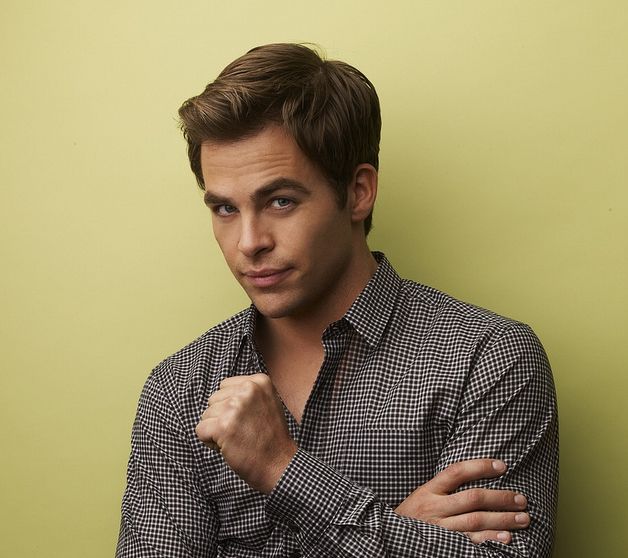 post of Chris Pine picture with short haircut.JPG
