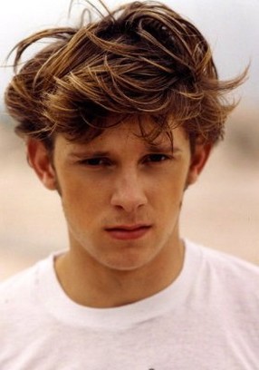 sexy men hairstyle with long swept bangs.jpg
