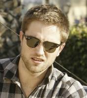 Robert Pattinson photos with very short haircut looking very hot.JPG