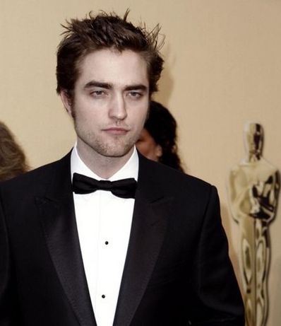 2009 Oscar picture of Robert Pattinson.JPG
