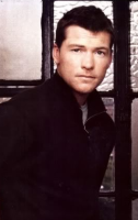 Sam Worthington with this thick short haircut picture.PNG