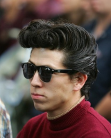 Asian man cool hairstyle photos.PNG