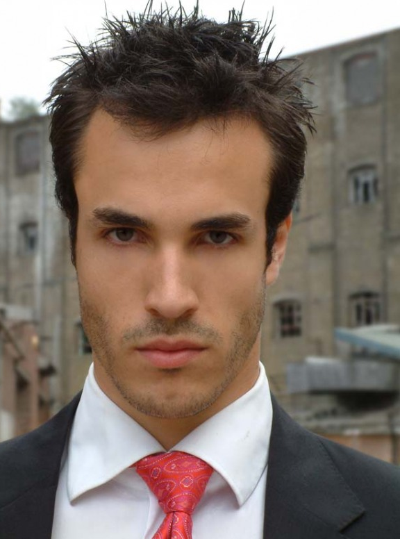 Men trendy spiky haircut picture.PNG