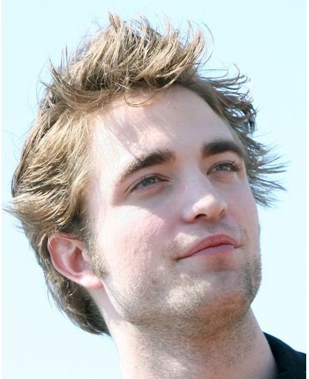 Picture of Robert Pattinson 2009.PNG
