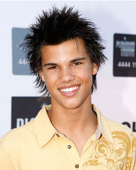 Lautner Taylor picture.PNG