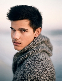 Taylor Lautner hot picture.PNG