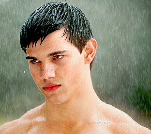 Taylor Lautner in Twilight movie photo.PNG
