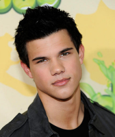Taylor Lautner news.PNG