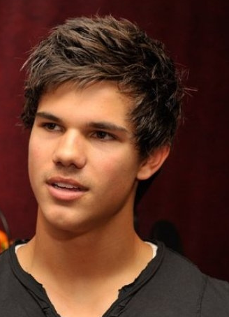 young Taylor_how old is taylor lautner, don't know.PNG
