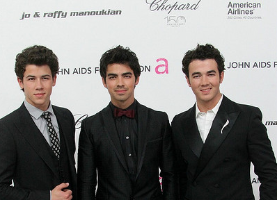 Jonas Brother picture.PNG
