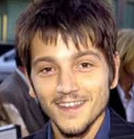 Razored crop haircut for Latino men.PNG