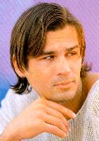 Men's Long Hair Style, brunette