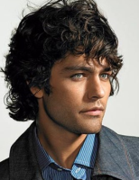 Men long waby haircut with light curls.PNG