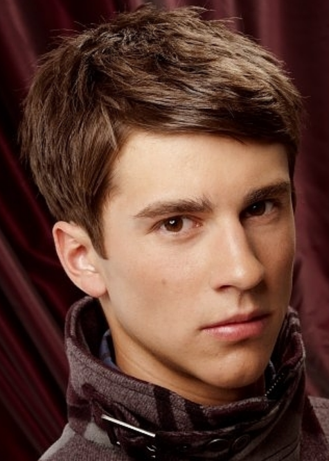 Young men office hairstyle with style and swept bang.PNG
