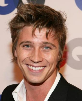Hot actor picture of Garrett Hedlund.PNG