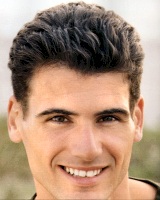 Man wavy and layred hairstyle
