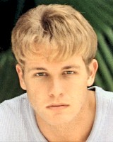 Men short hair style with bangs
